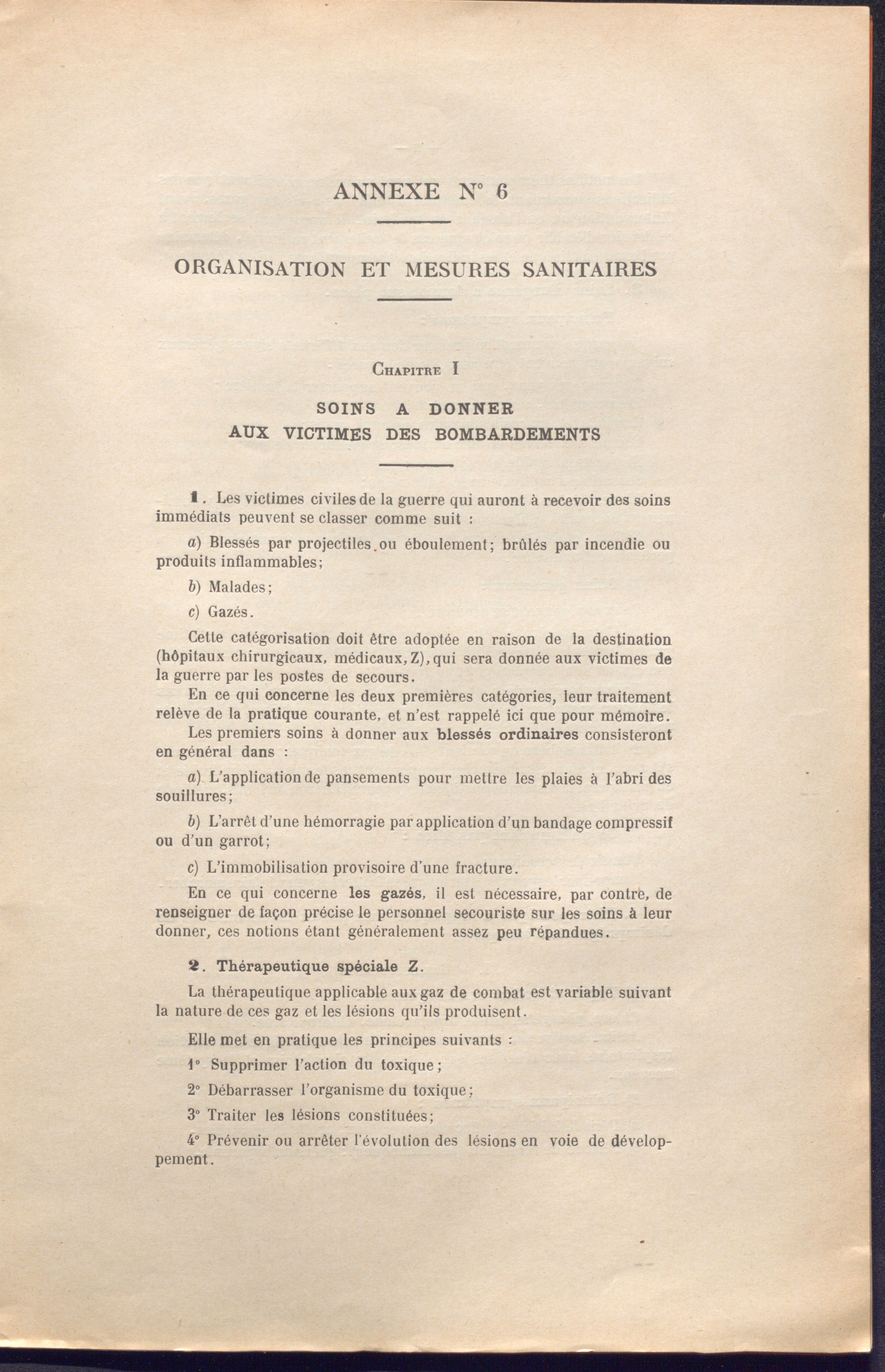 Livre Vintage 'Les GAZ De Combat' Par Couillaud 1939 - Essai Sur La Défense Passive, En Français, Couverture Souple