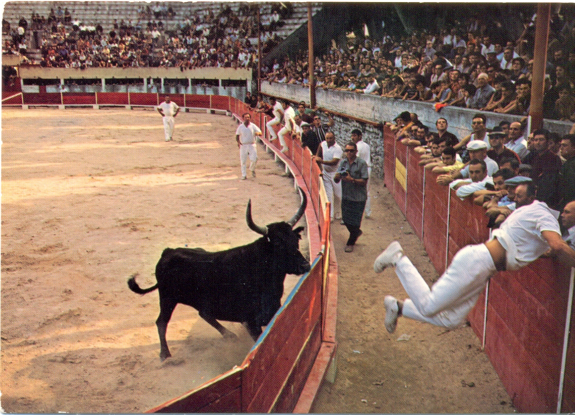 CPA Ancienne – Tauromachie – Les Préparatifs De La Course – Paris 75 – Années 1900
